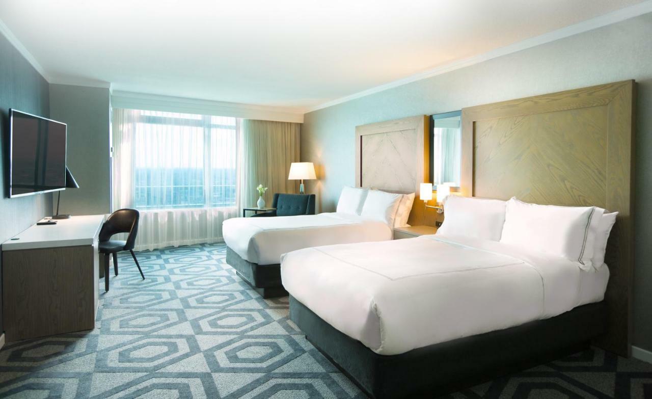 Forum Tower Luxury 2 Bed (Non-Smoking)