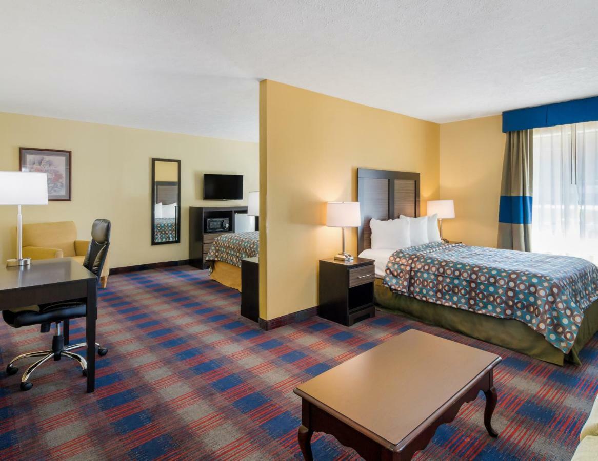One King Bed One Double Bed Suite