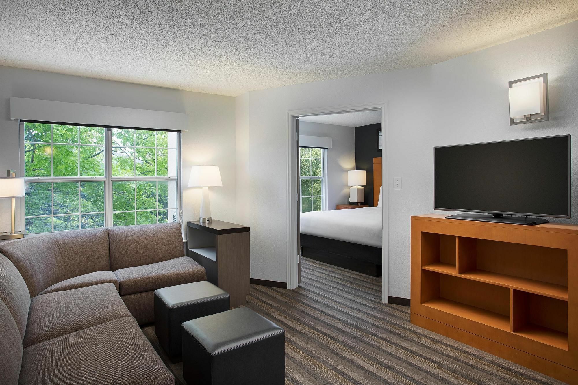 One-Bedroom Suite