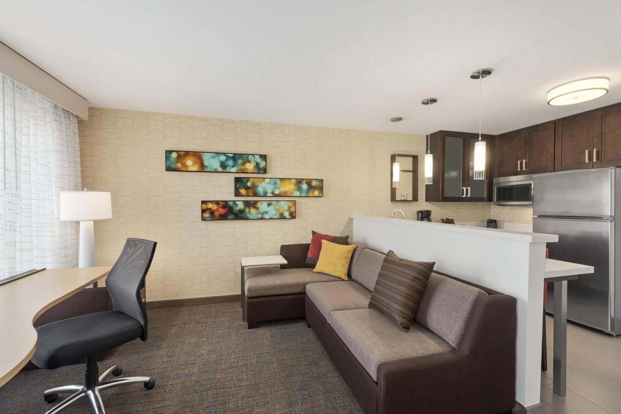 King Studio with Sofa Bed