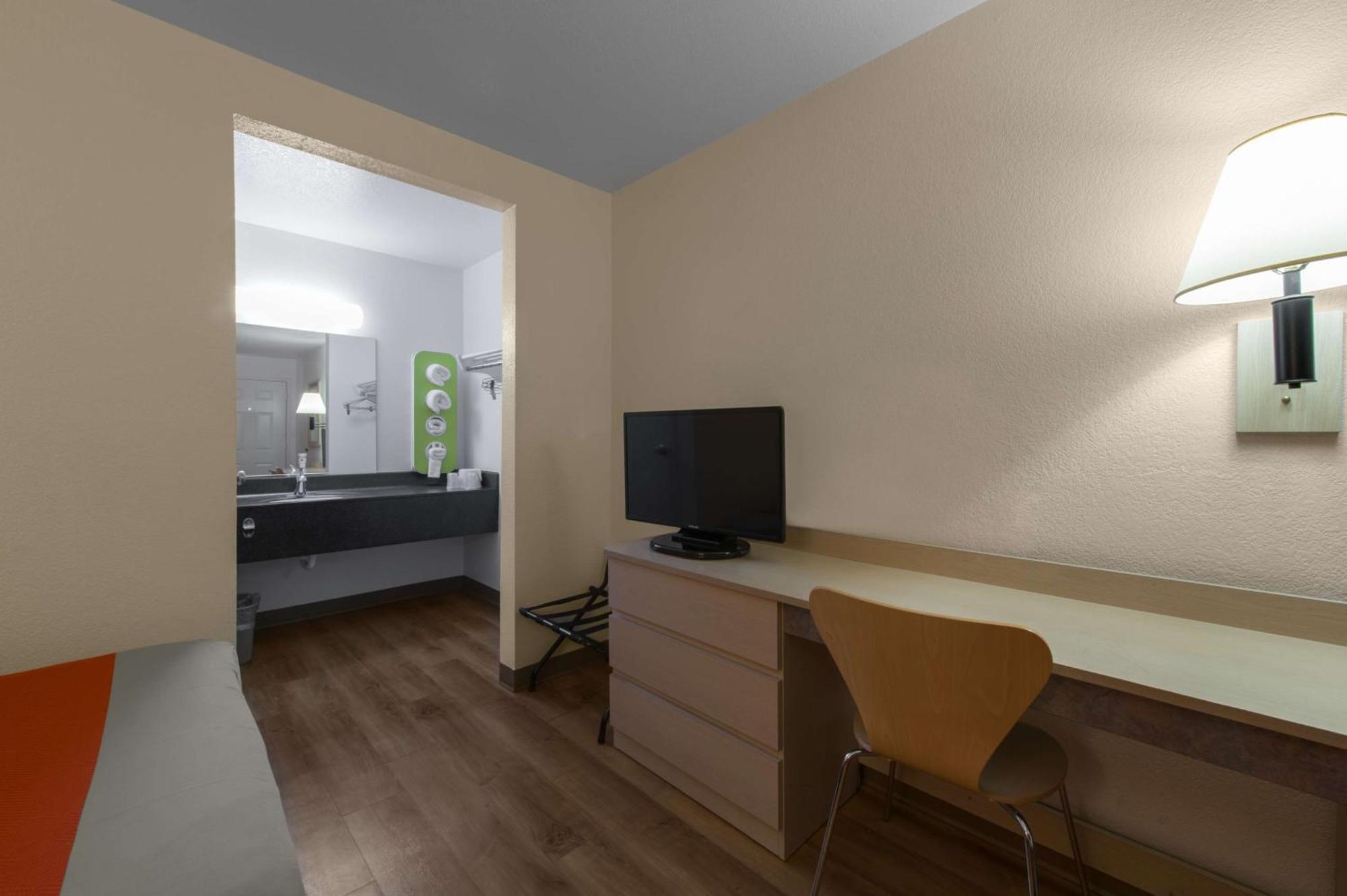 Deluxe Queen Room,825568871:JPEG