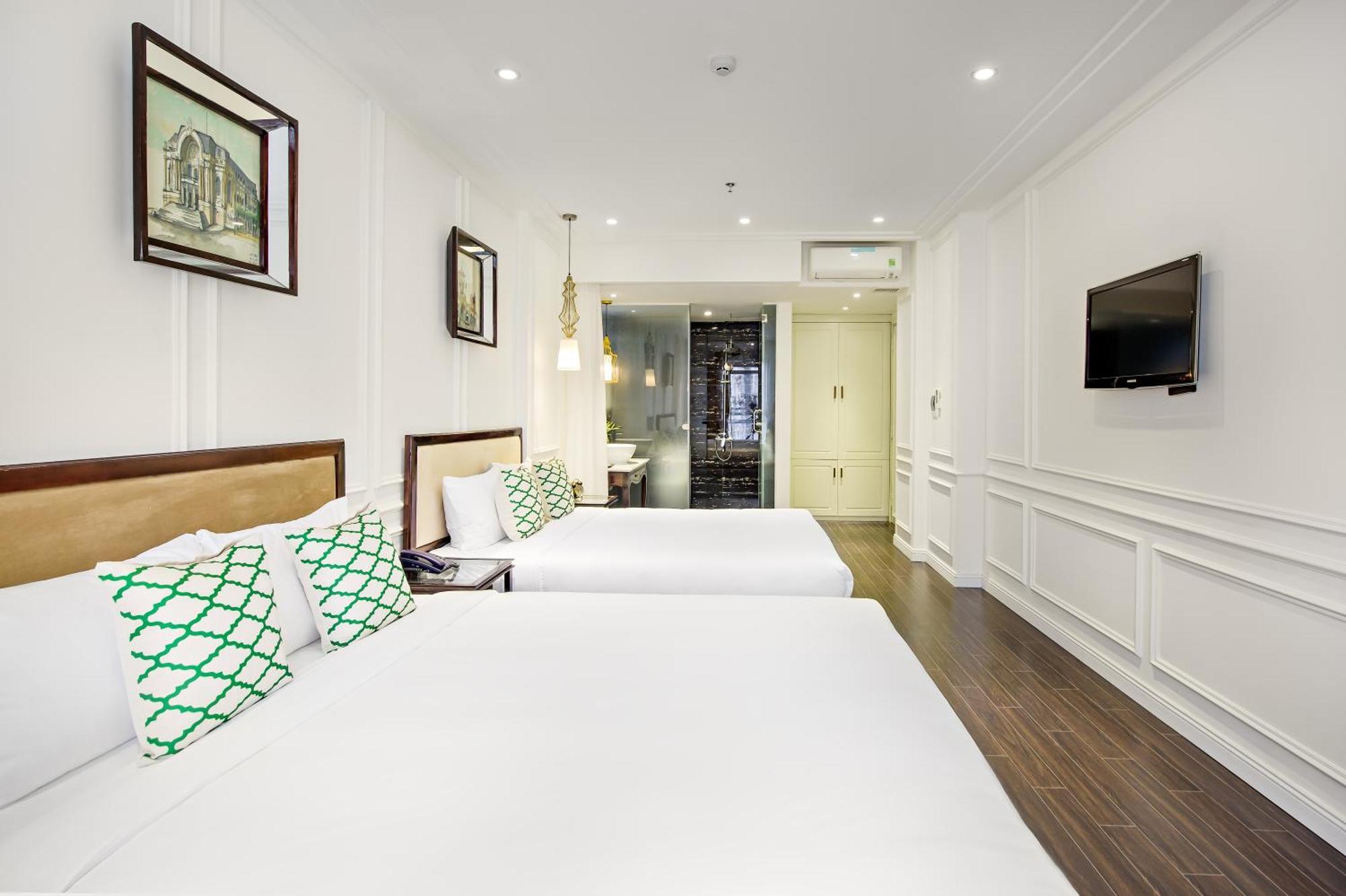 Deluxe Quadruple Room