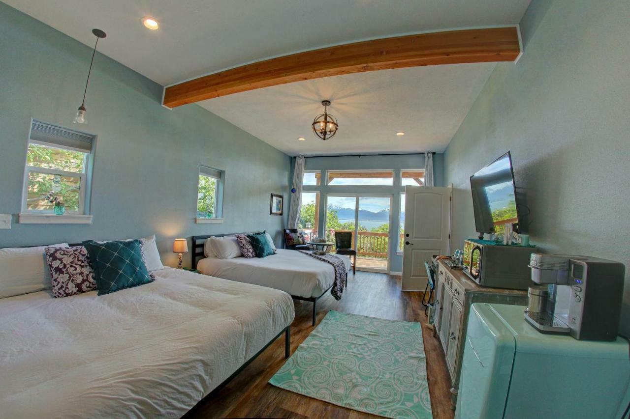 King Suite with Ocean View