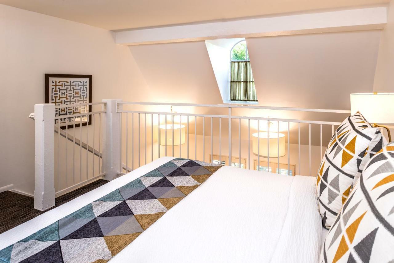 Chateau Loft,1214104810:JPEG