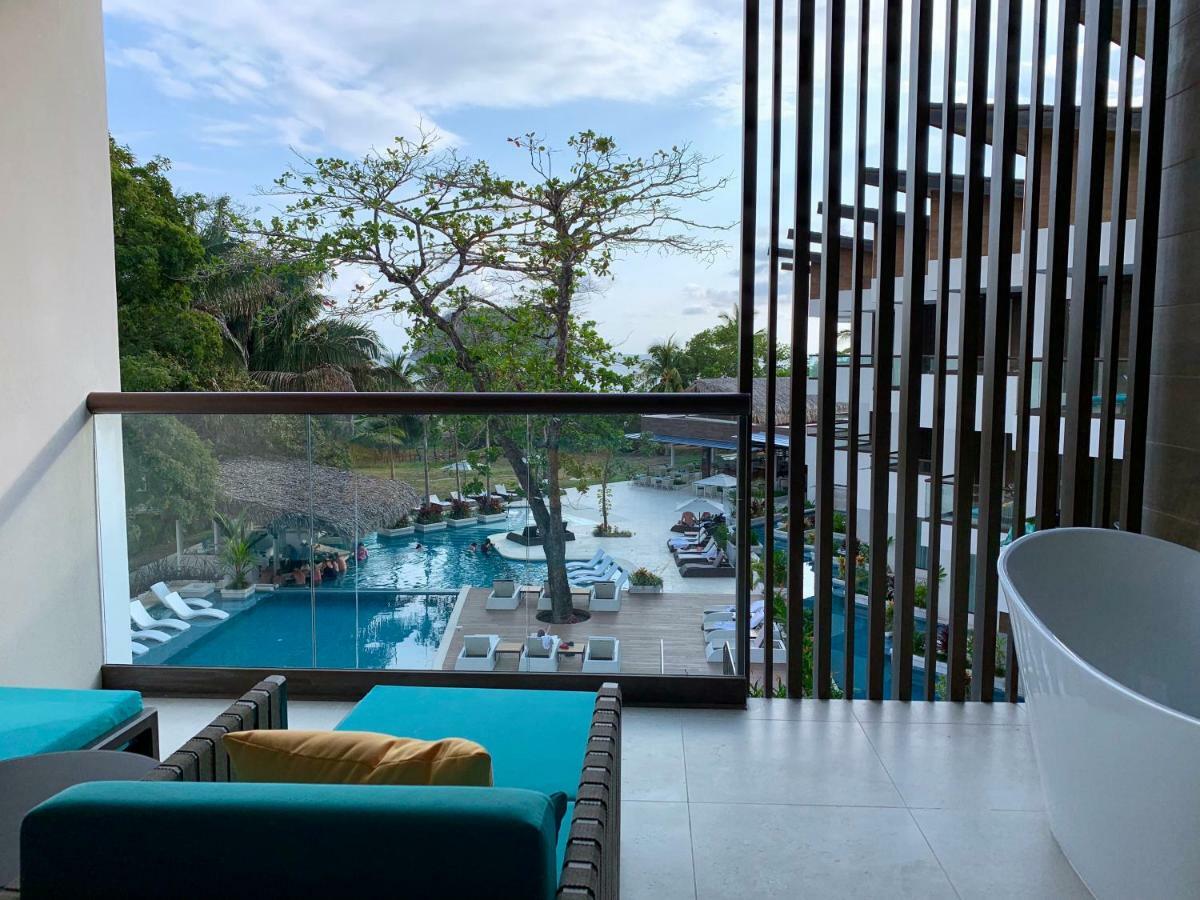 Junior Suite Ocean View With Tub King Bed,843311591:JPEG