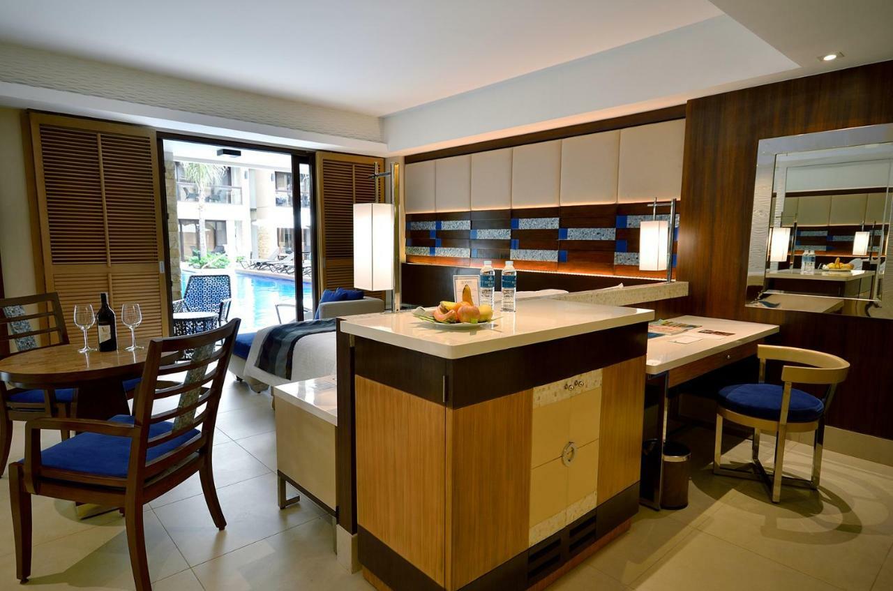 Grand Room with Direct Pool Access