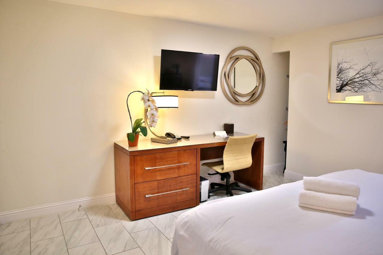 Double Room - Non-Smoking