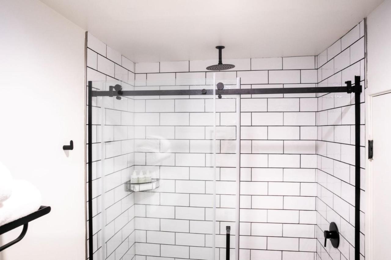 Wine Valley Suite,1007827357:JPEG