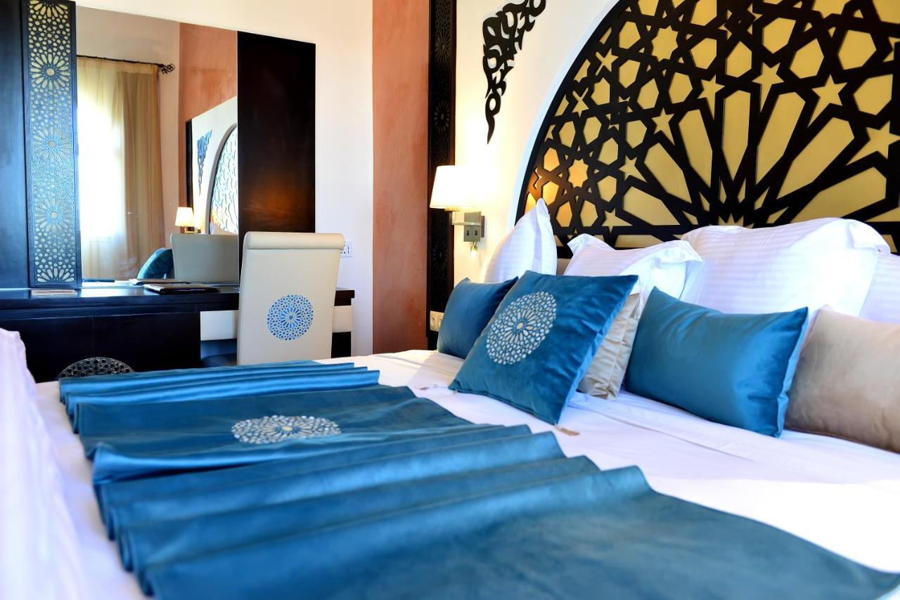 Senior Suite (2 Adults)