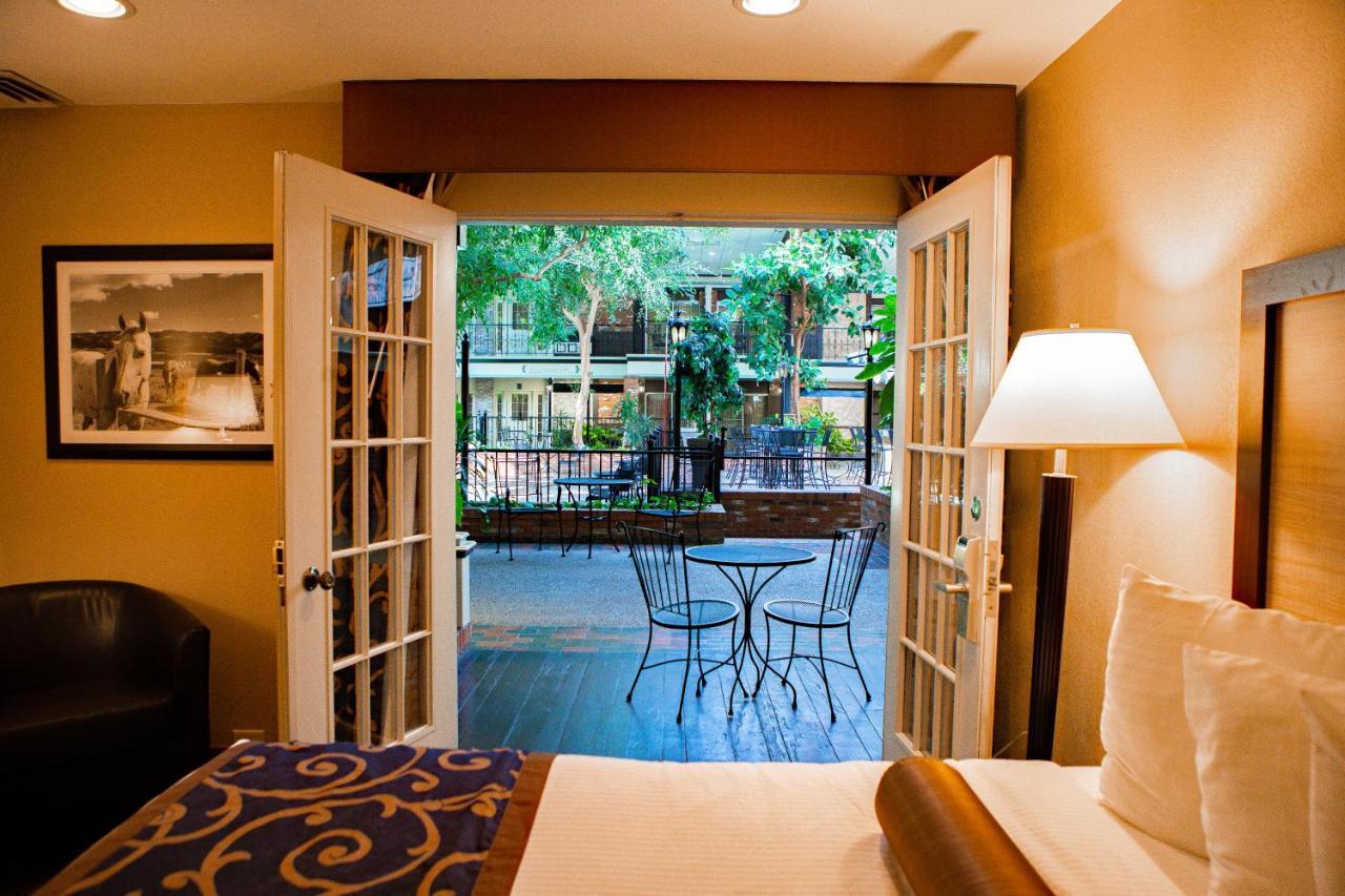 Executive Queen Room with Two Queen Beds,932312035:JPEG