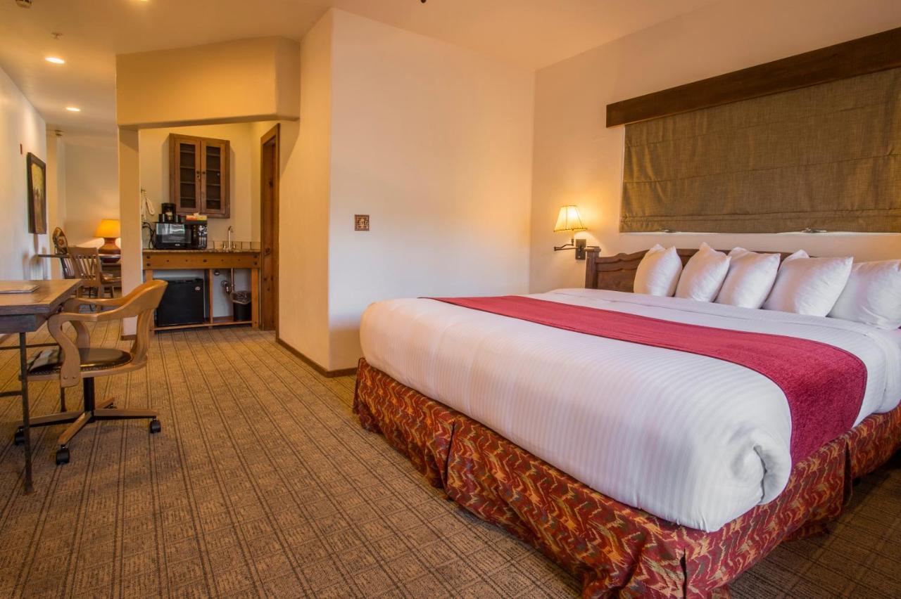 Santa Fe Executive Suite