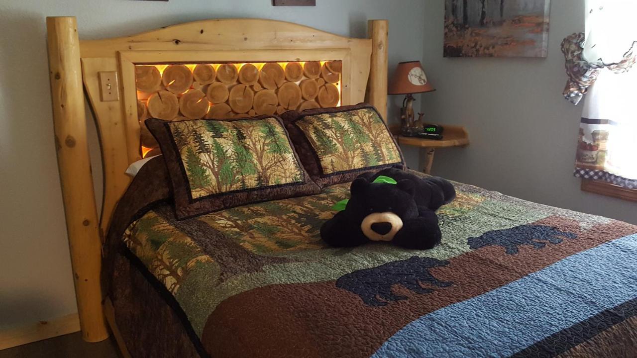 Two-Bedroom Suite (Cottage),933098779:JPEG