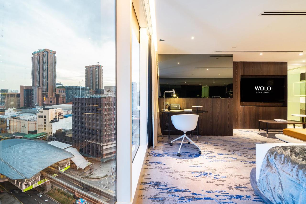 WOLO Suite with window