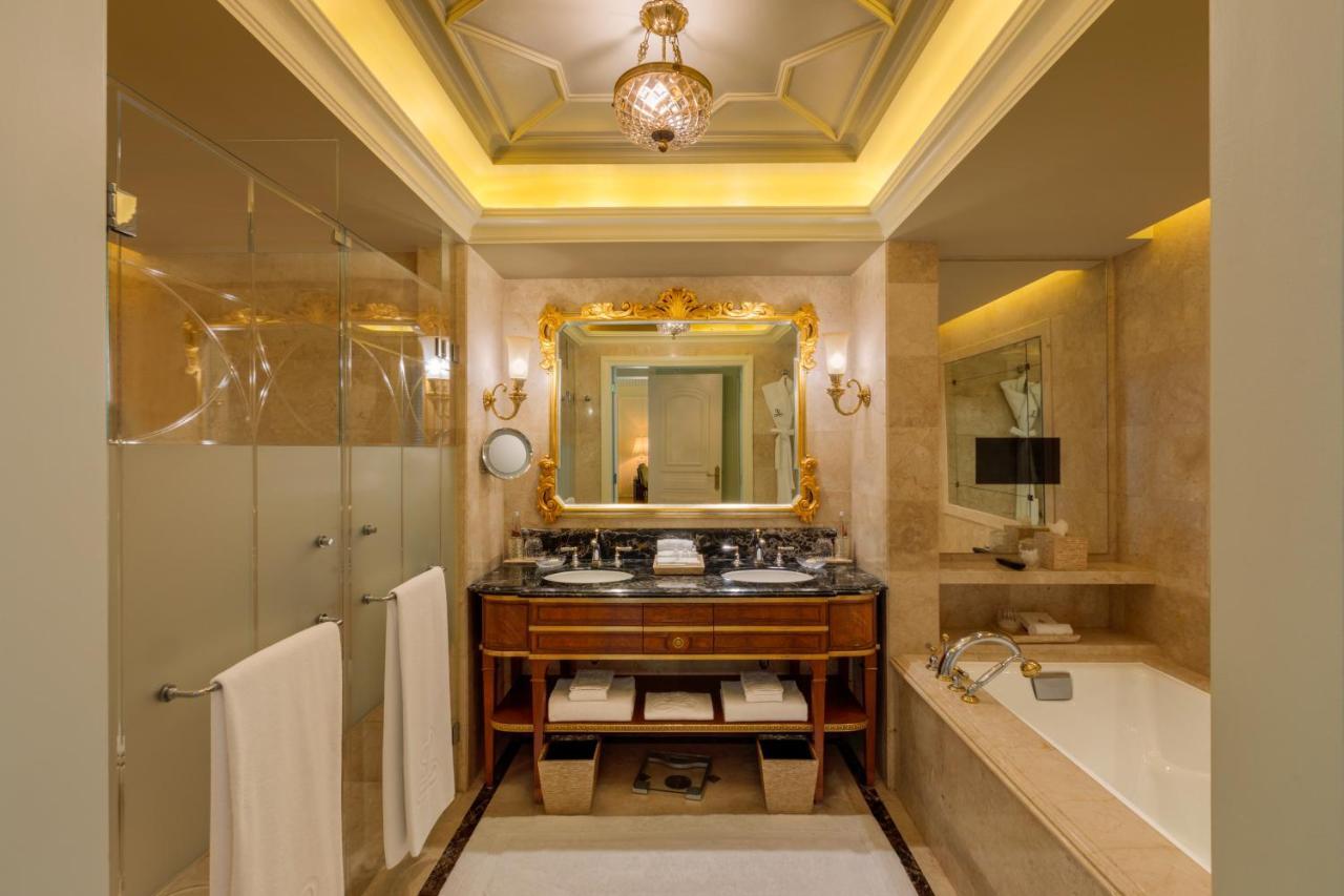 Grand Premiere Room with Confirmed Room Upgrade