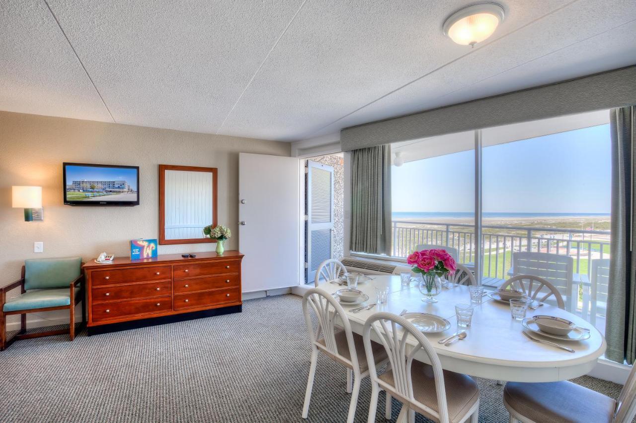 Two-Bedroom Suite