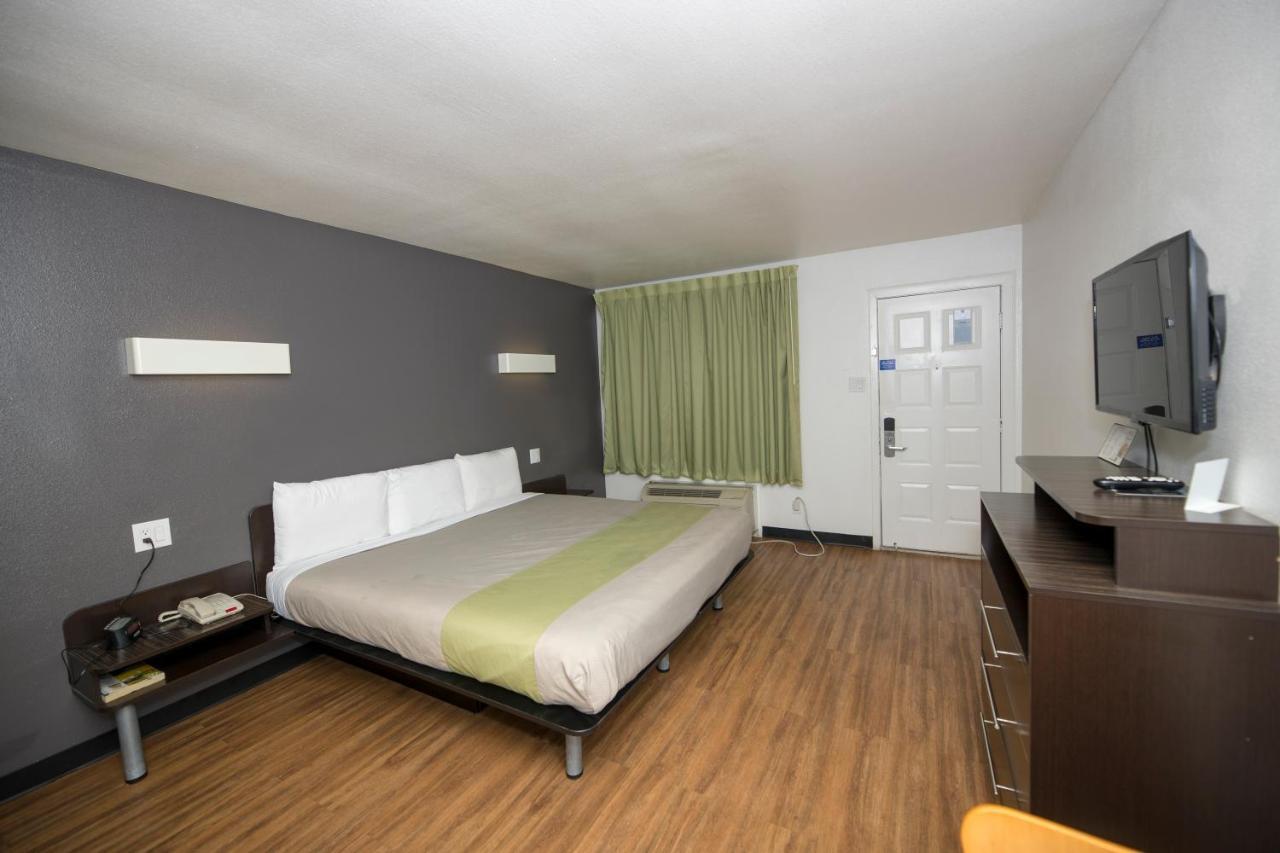 King Room - Disability Access - Non-Smoking,965367304:JPEG