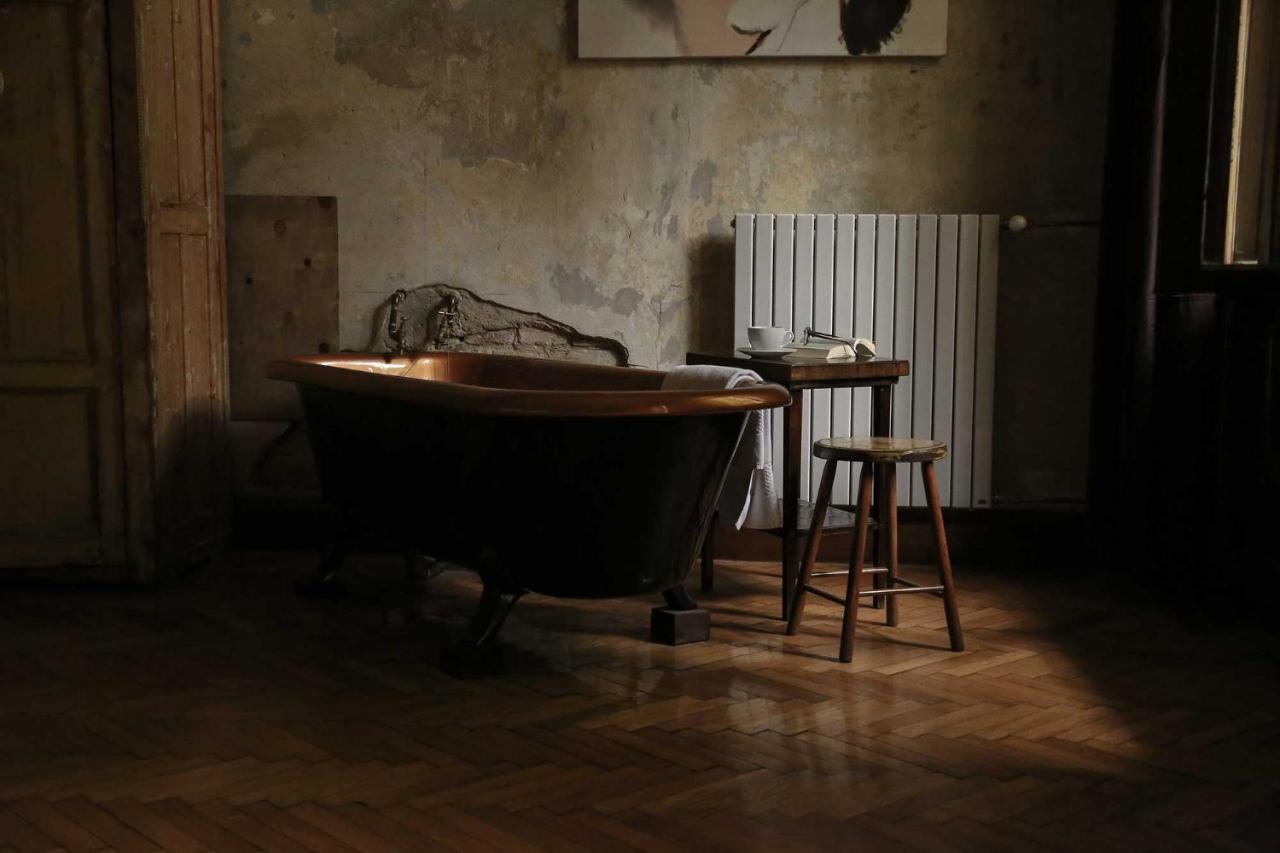 Double Room with Private Bathroom,979336558:JPEG