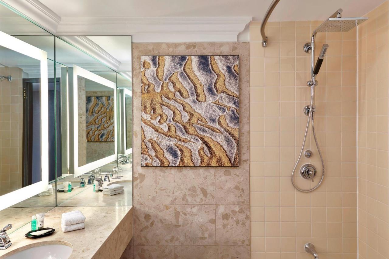 Traditional, Guest room, 1 Queen,1164510573:JPEG