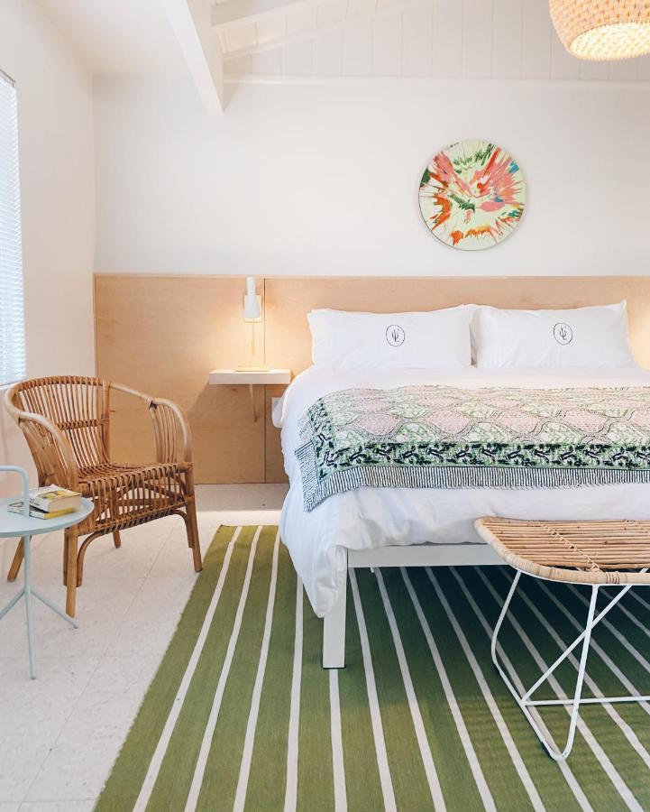 King Studio,1014583699:JPEG