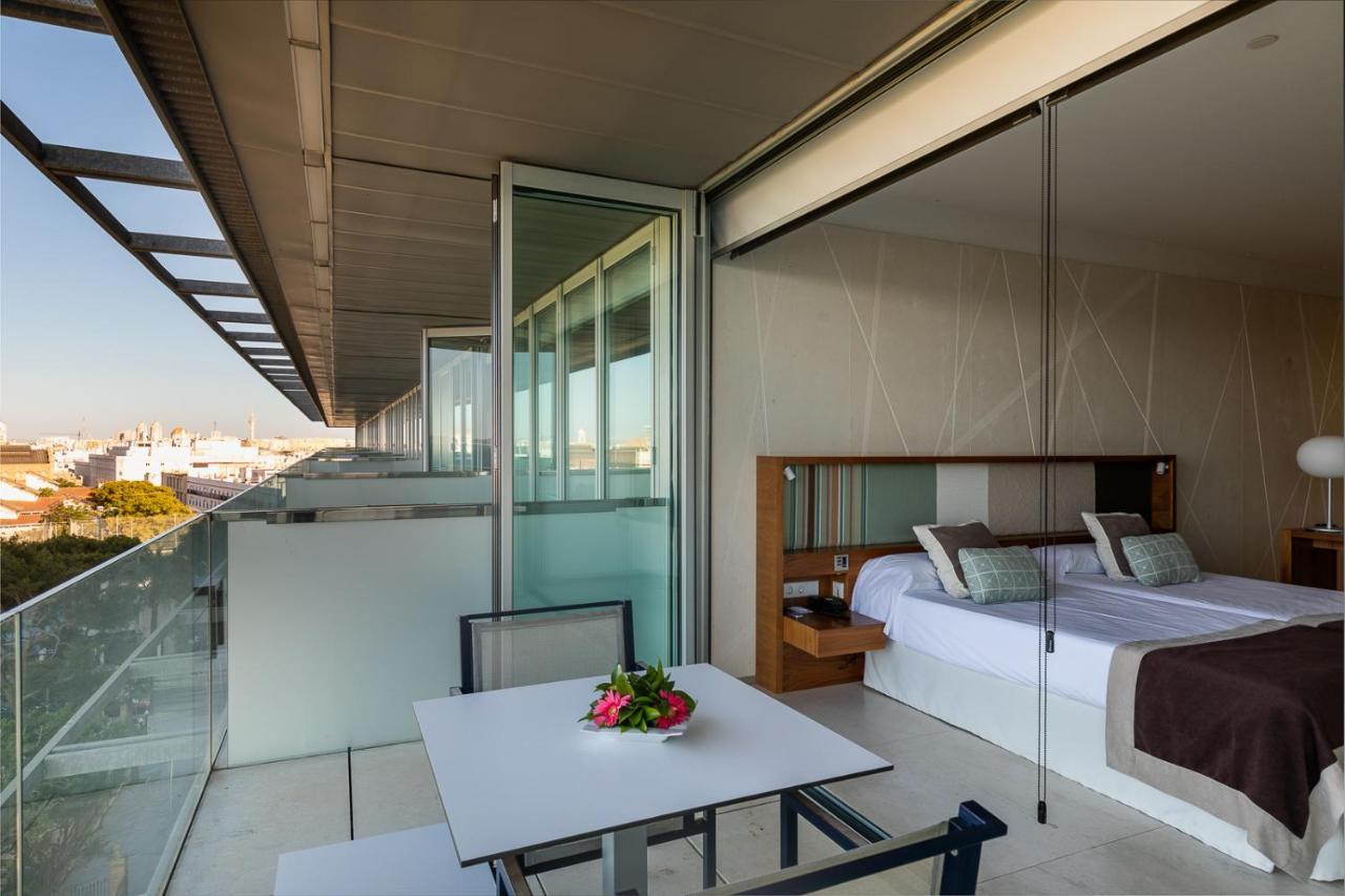 Double or Twin Room with Extra Bed (3 Adults)