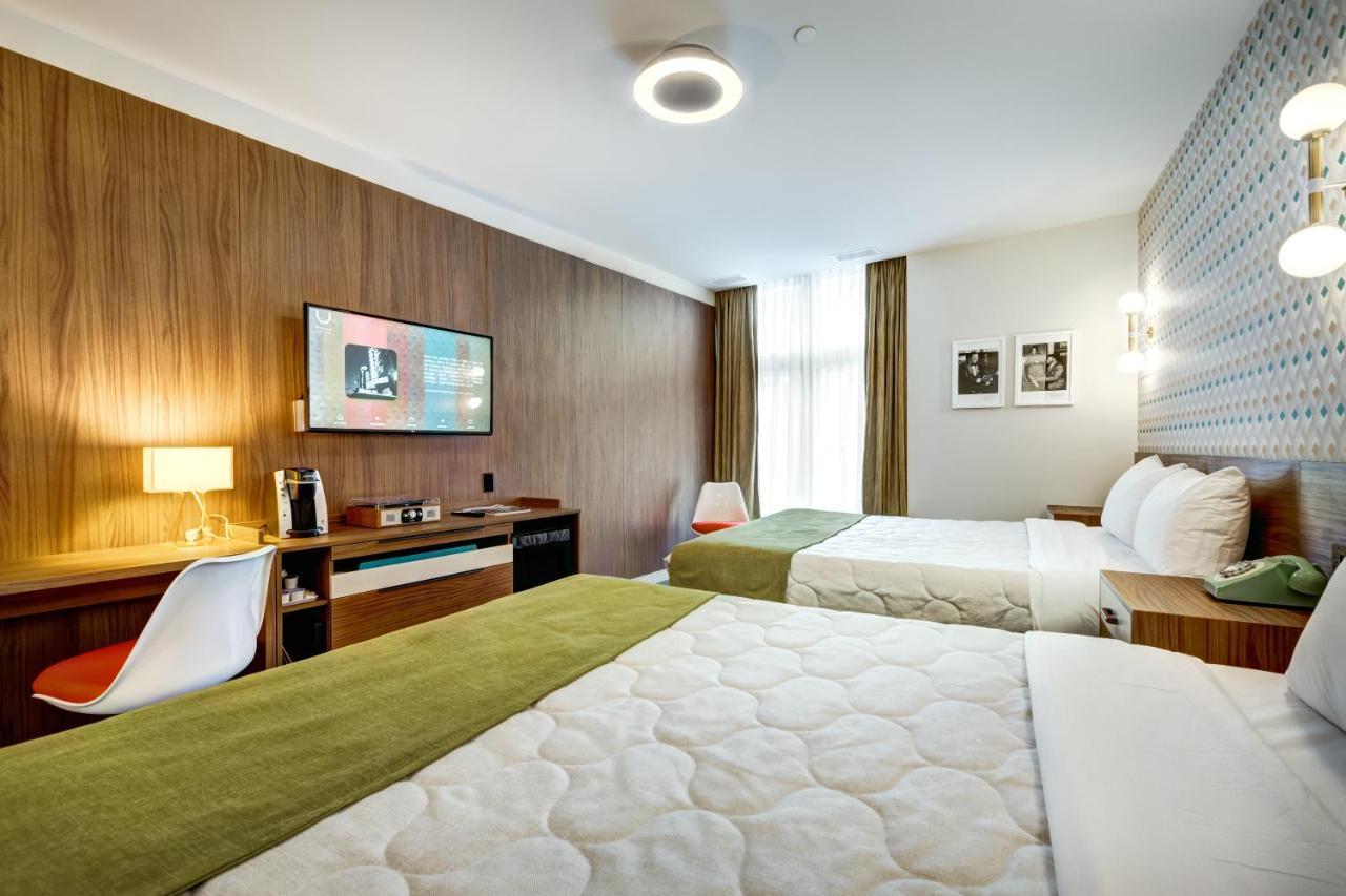Superior Queen Room with Two Queen Beds