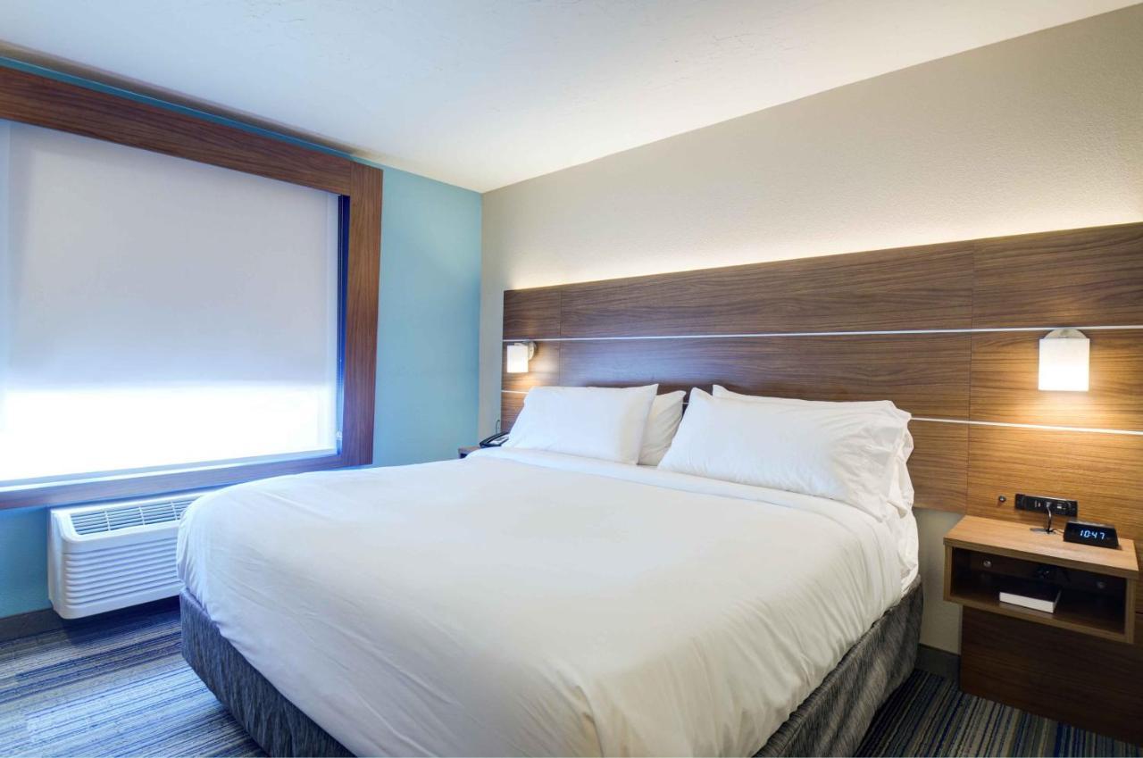 Standard King Room,1278367579:JPEG