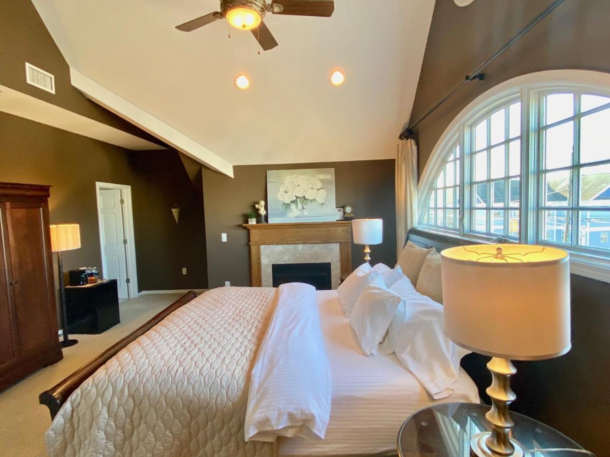King Suite (301)