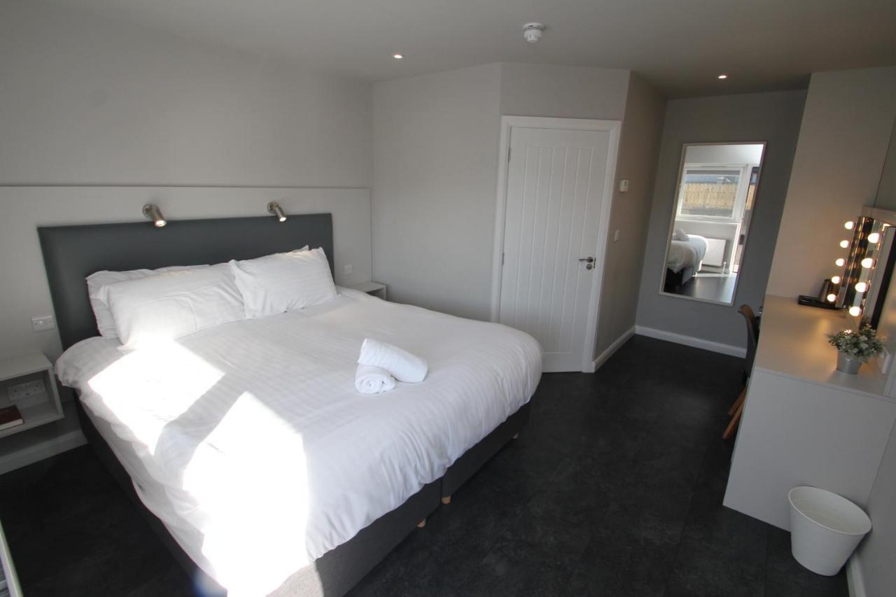 Double or Twin Room with Private Bathroom