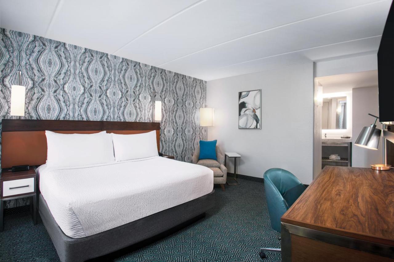 One-Bedroom Suite