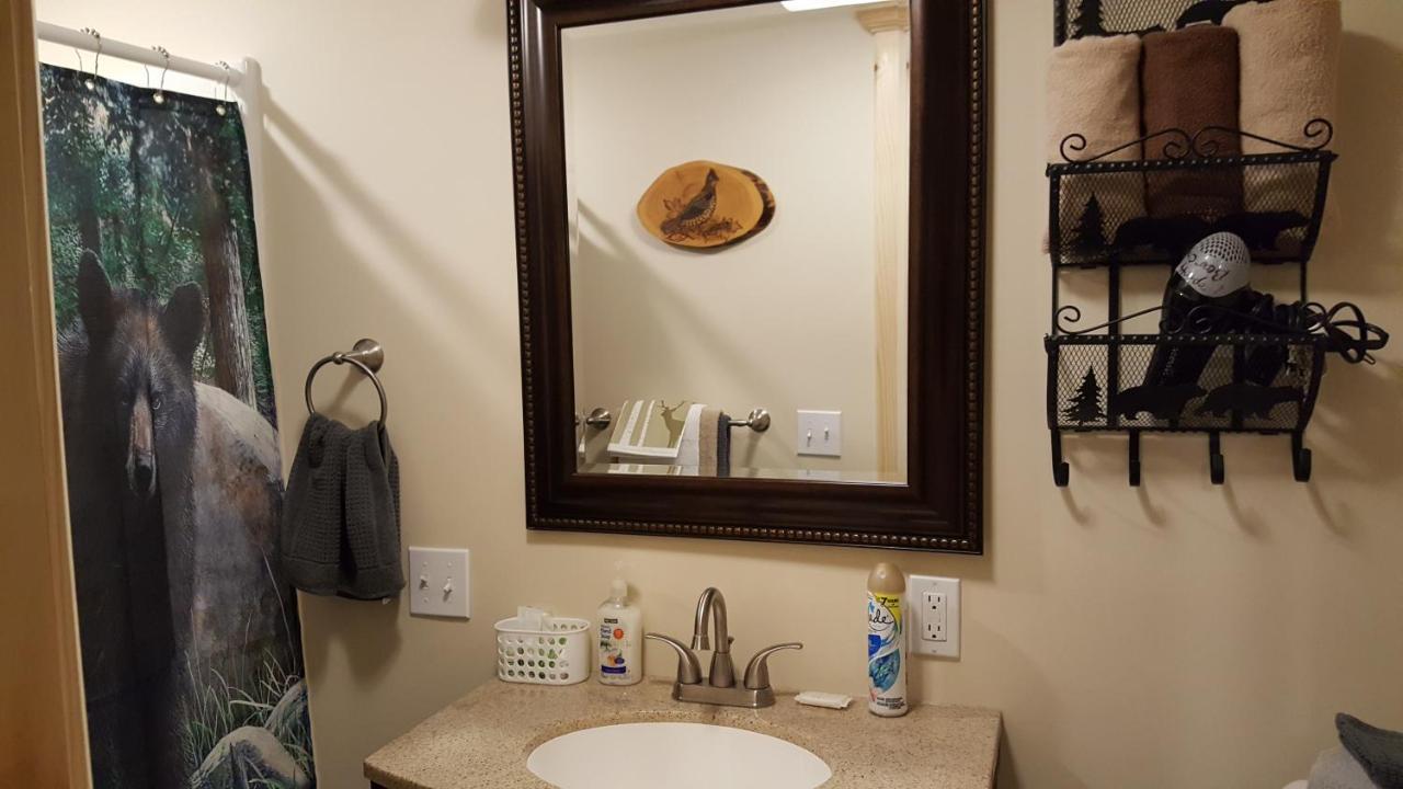 Queen Suite (North Woods),986404666:JPEG