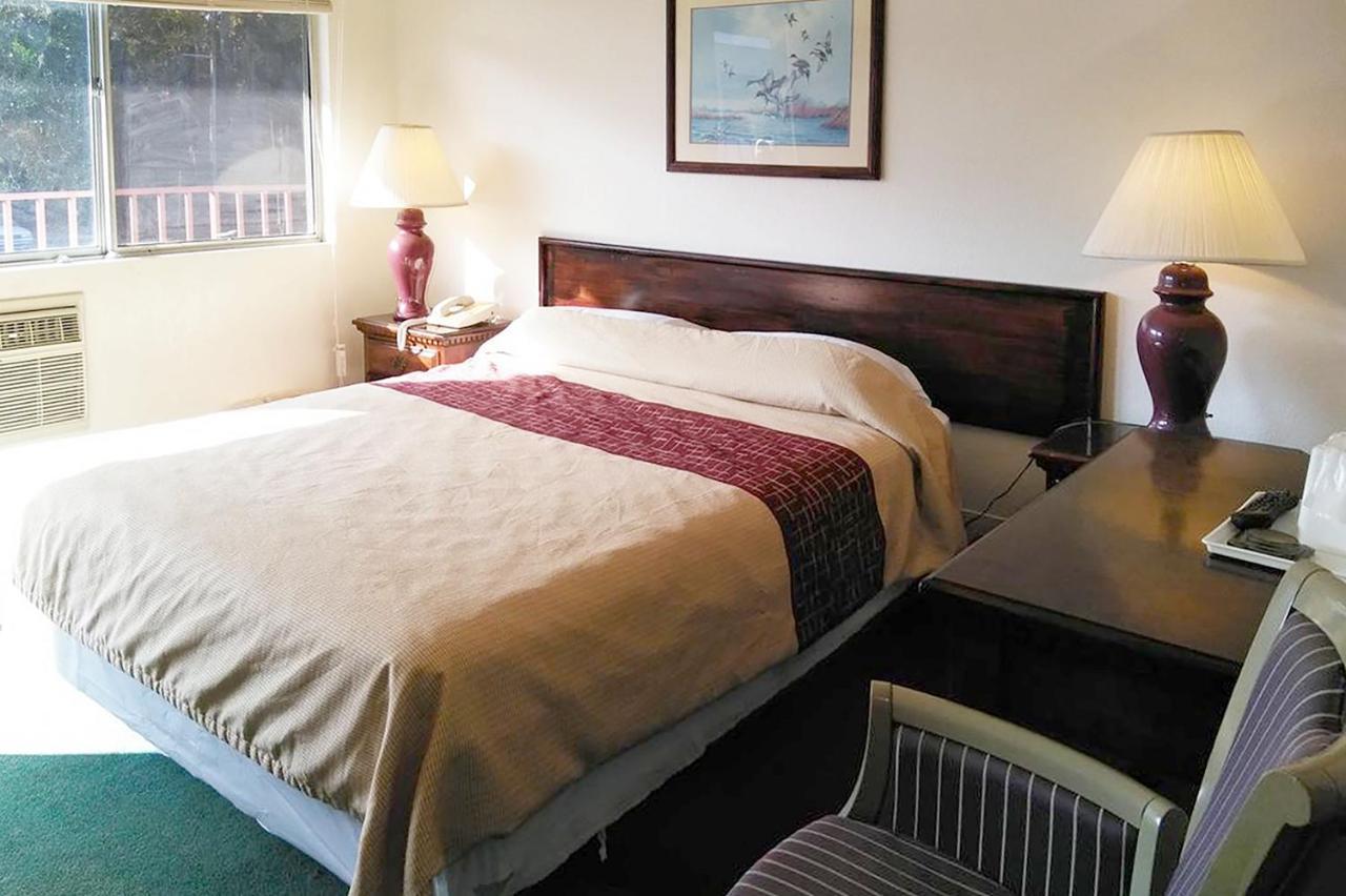 Double Room Smoking