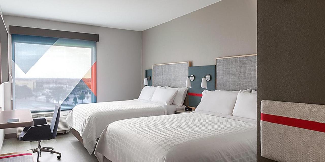 Standard Room with Two Queen Beds