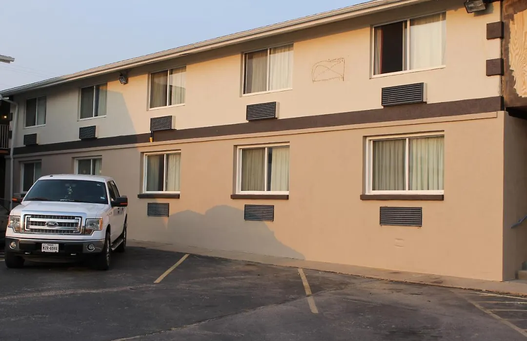 Wyatt Earp Hotel-1