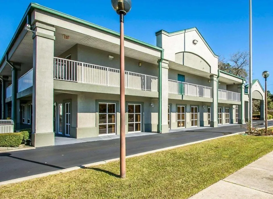 Quality Inn & Suites Near Panama City Beach-1