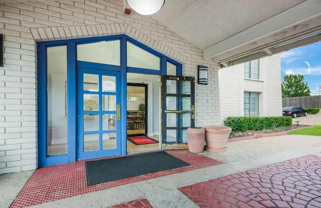 Econo Lodge-1