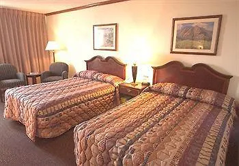 Boulder Outlook Hotel & Suites-1