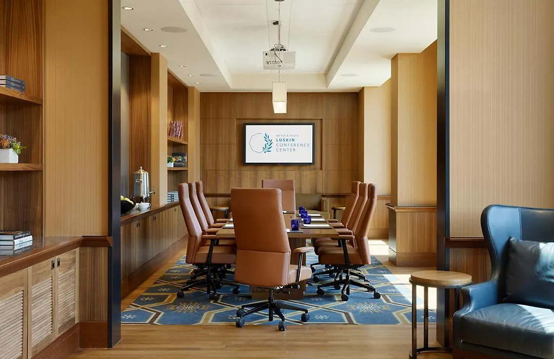 Luskin Hotel-1