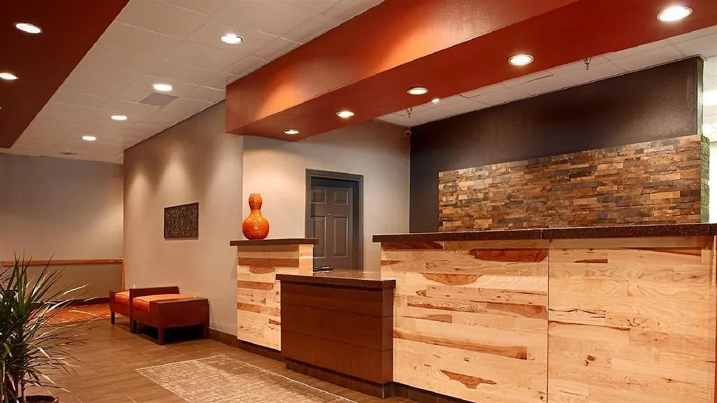 Best Western Golden Lion Hotel-1