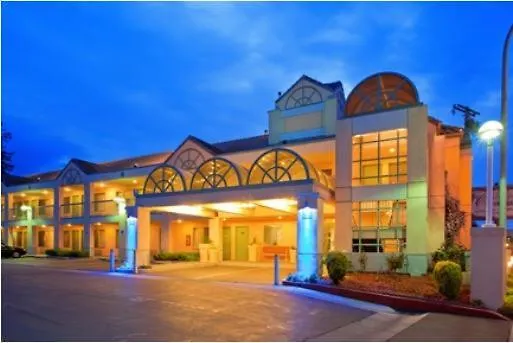Atherton Park Inn And Suites-1