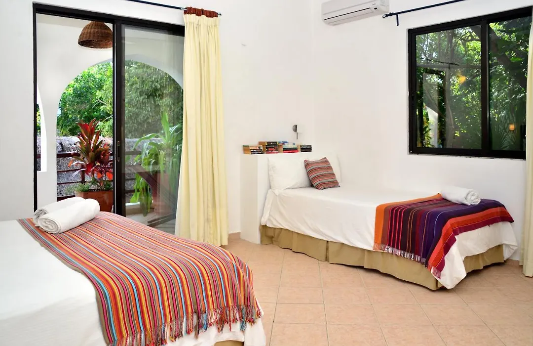 Hotel Club Yebo-1