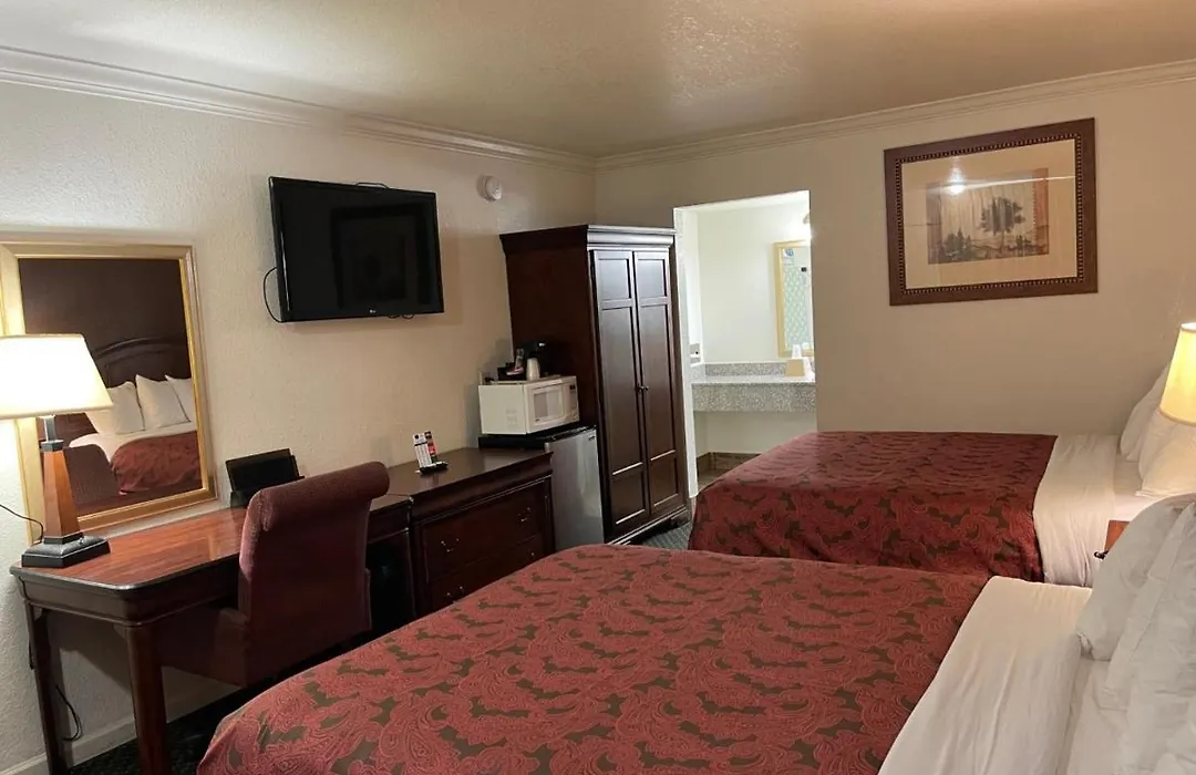 1St Interstate Inn-1