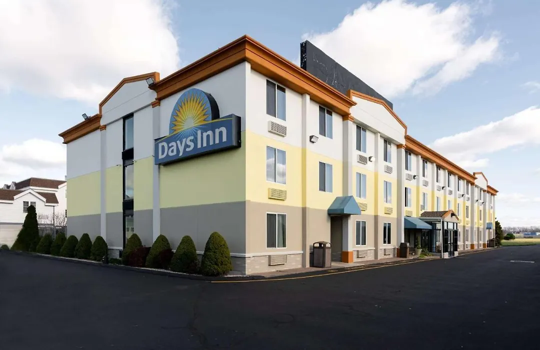 Days Inn By Wyndham Hartford/Closest Downtown-1