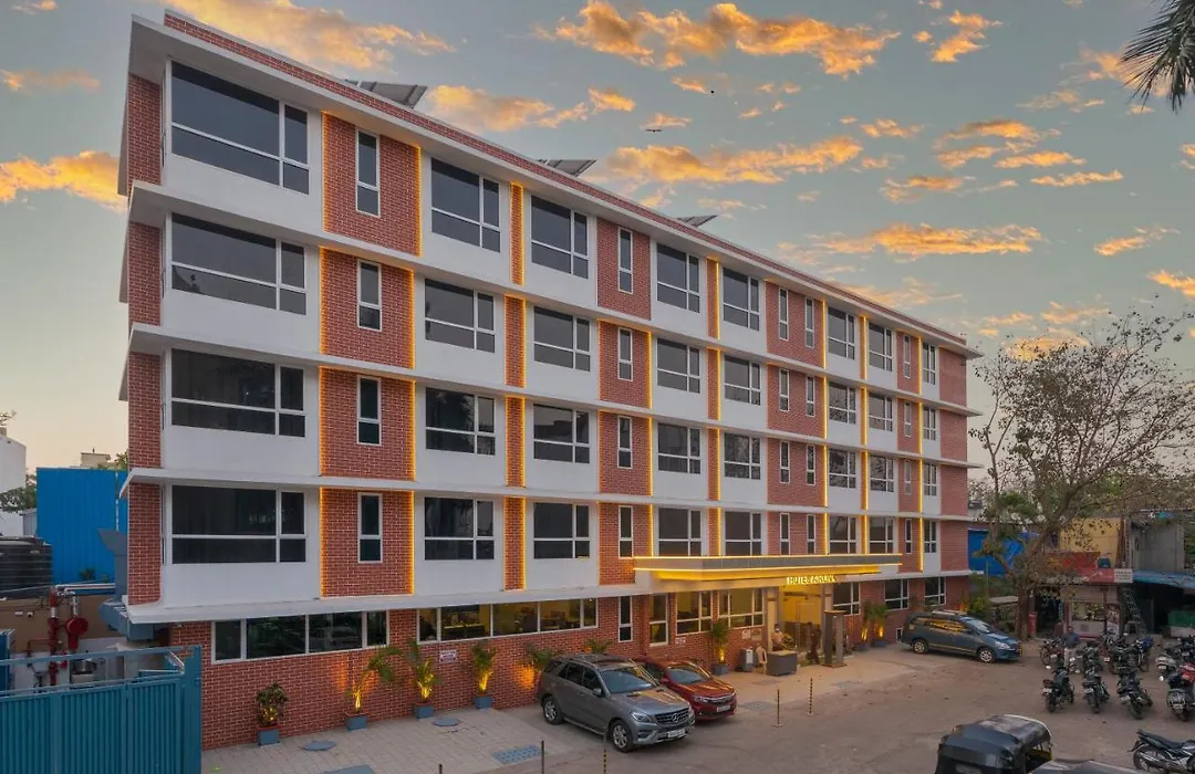 Hotel Airlink-1