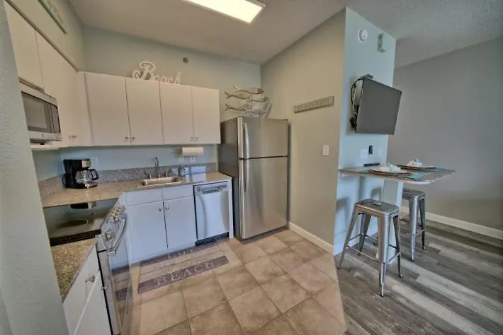 Deluxe Beachfront Studio, Shores Of Panama, Oceanviews And Updated-1
