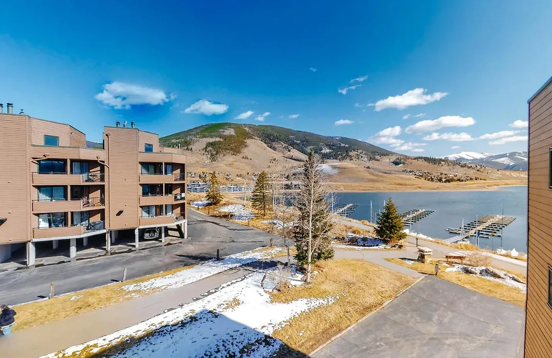 Marina Place 336-1