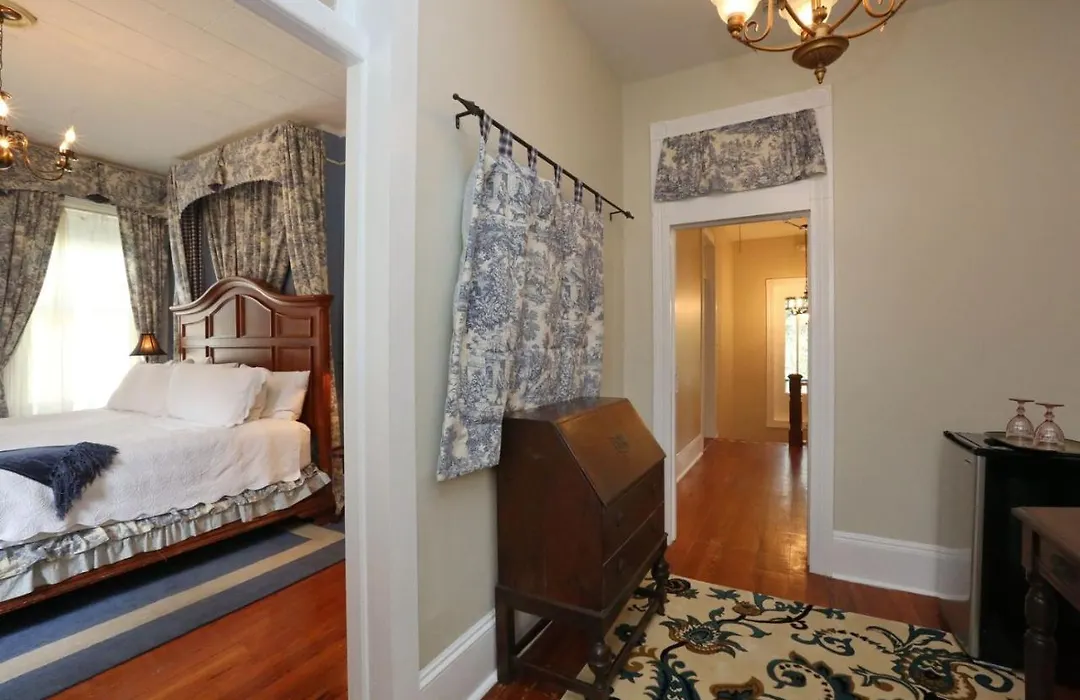 Historic Sevilla House (Adults Only)-1