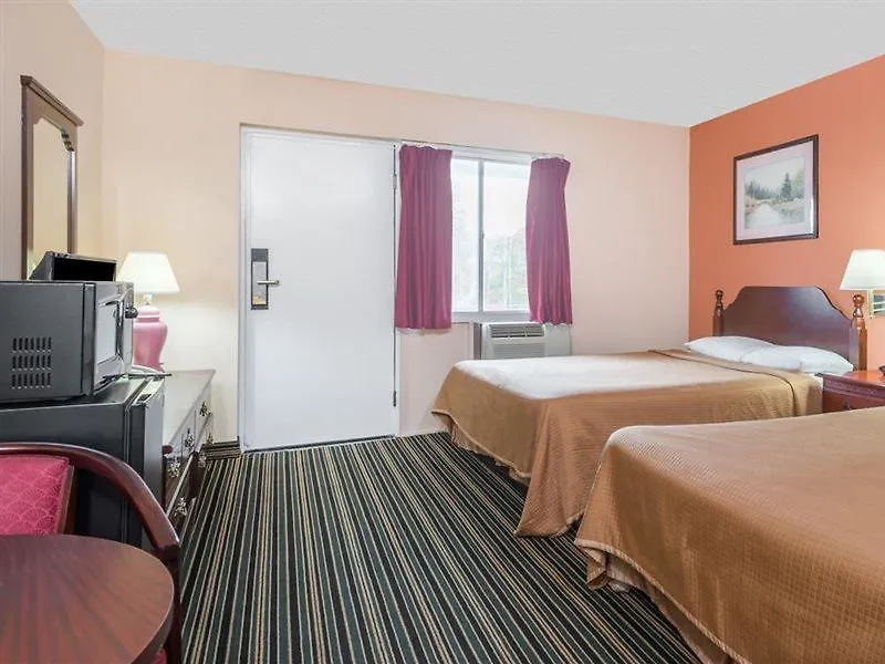 Days Inn By Wyndham Lenox Ma-1