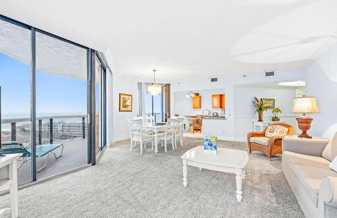 Surfside Resort 2-1111-1