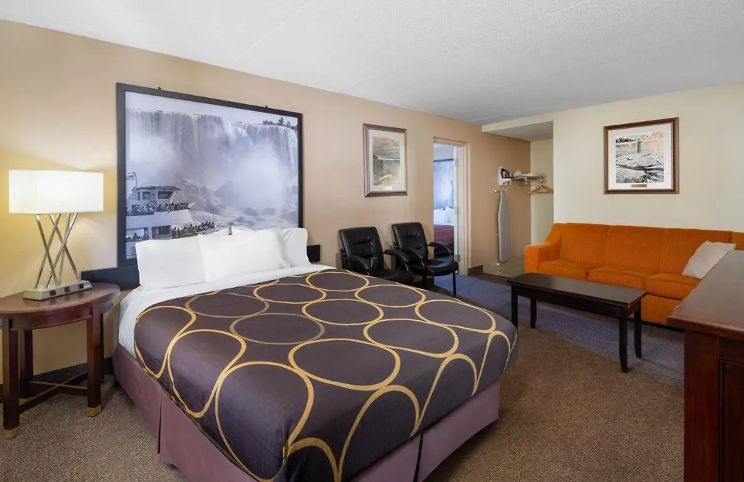 Super 8 By Wyndham Niagara Falls By The Falls-1