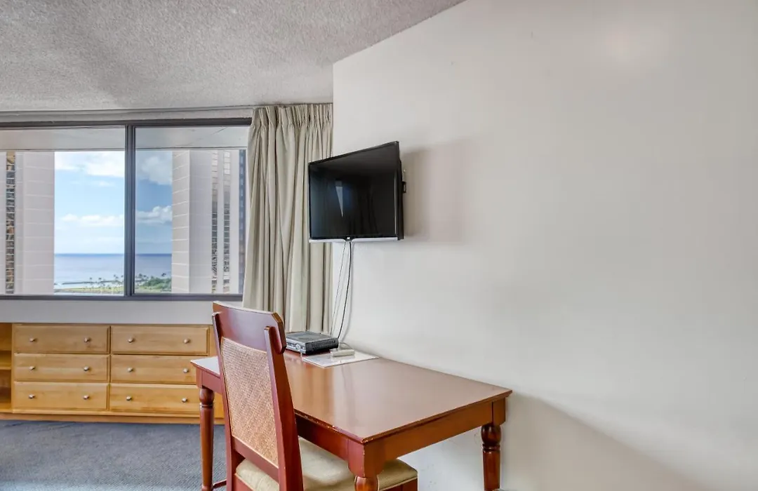 Marina Tower 2302-1